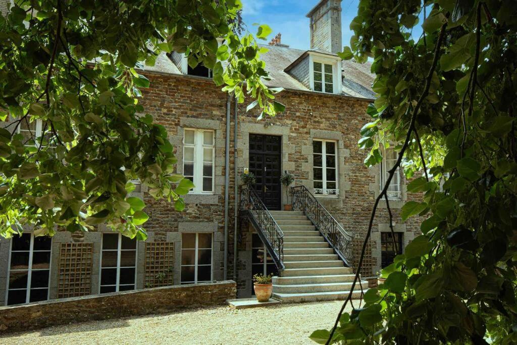 Villa Beautiful, Historic Manoir In Semi-Rural Setting Viré Esterno foto